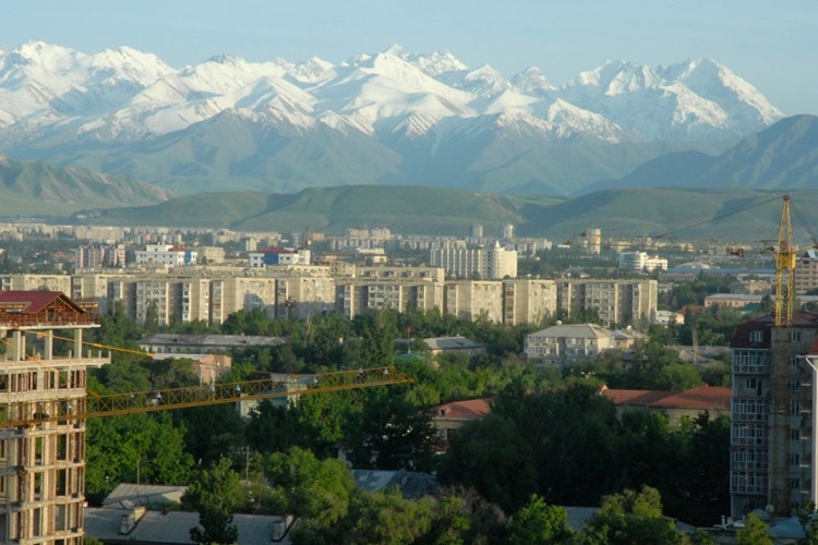 столица Киргизии город Бишкек (сов. Фрунзе)